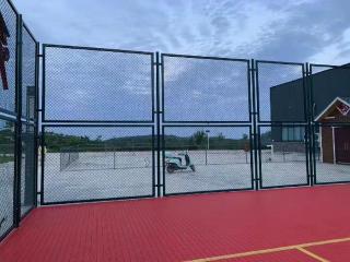 大學籃球場專用球場圍網(wǎng)